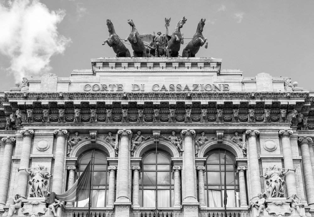 Newsalert - La Cassazione torna sulla validità della clausola claims made, stabilendo la vessatorietà e la nullità della c.d. sunset clause